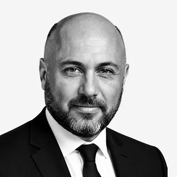 German Villamil — COO, SurveyFy